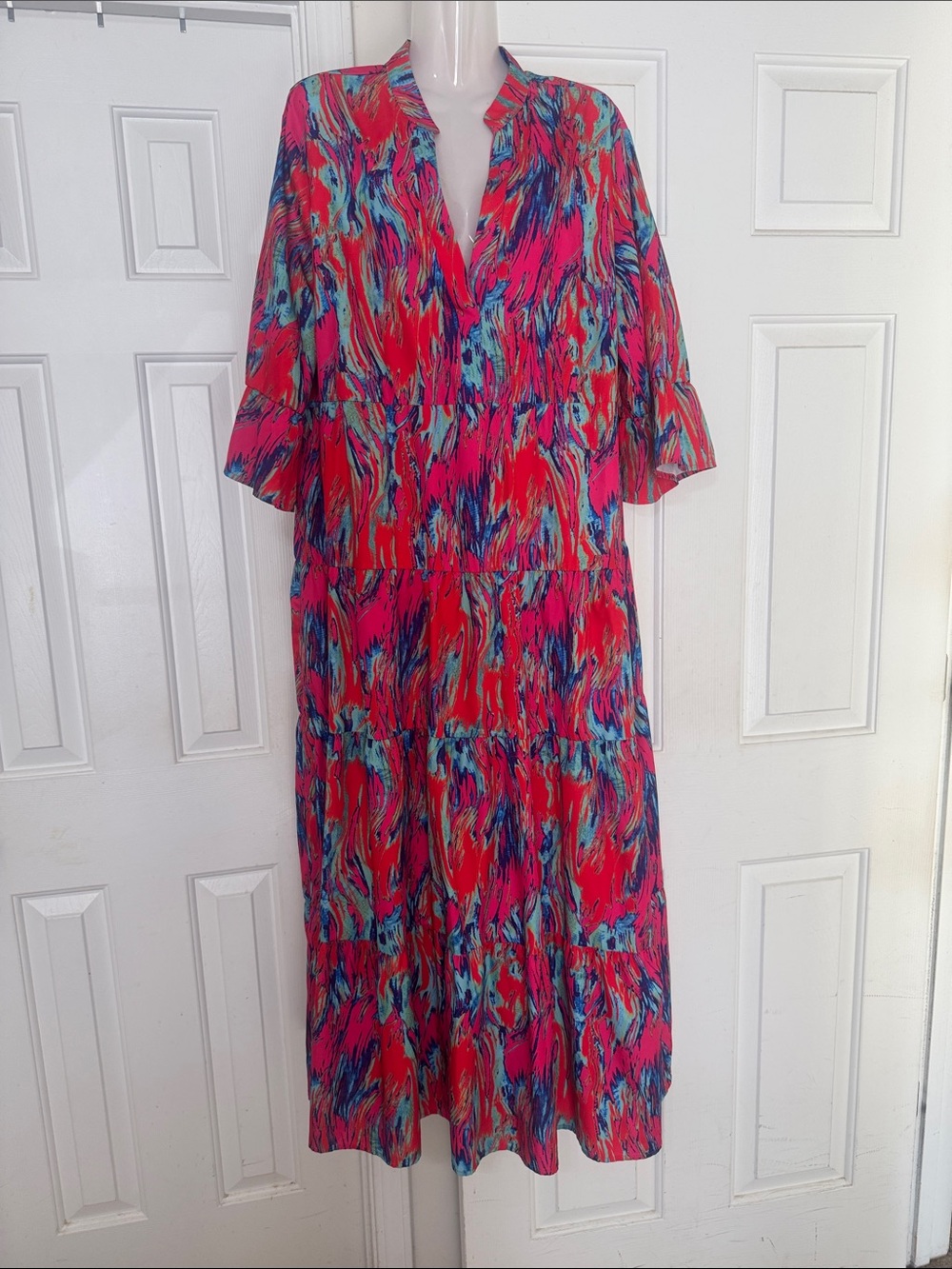 SHEIN Pink, Blue and Turquoise Abstract Tiered Midi Dress